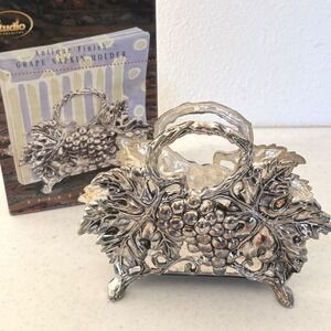 Studio Silversmiths Silver Plated Grape Napkin Holder Antique Finish 61760